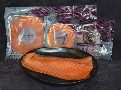 10 pakjes van 100 gr koud gerookte zalm